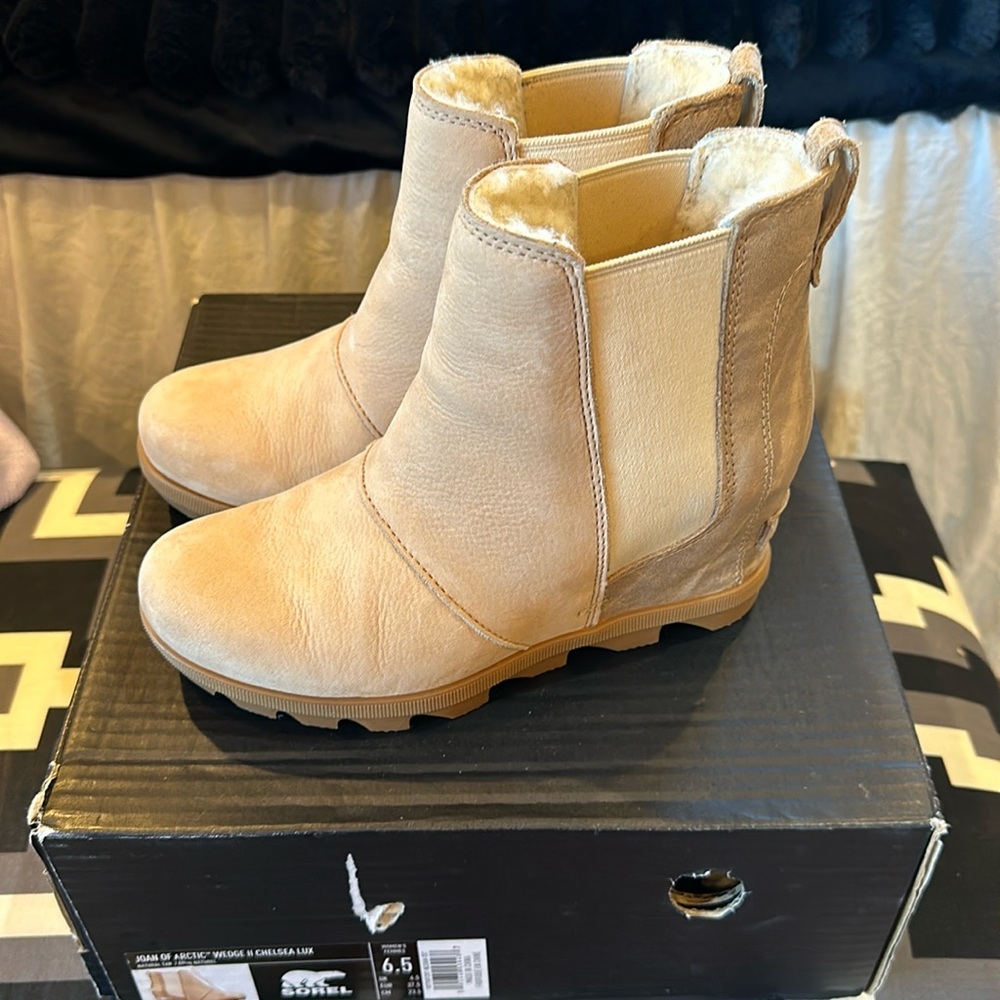 Sorel wedge bootie